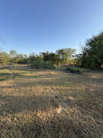 176 County Road 1436, Morgan, TX 76671
