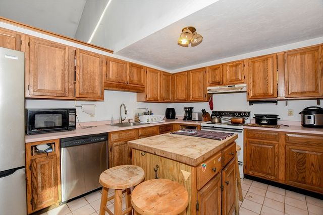 24 Heather Hill Road, Bourne, MA 02532