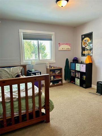 1027 Bradley Avenue, Eau Claire, WI 54701