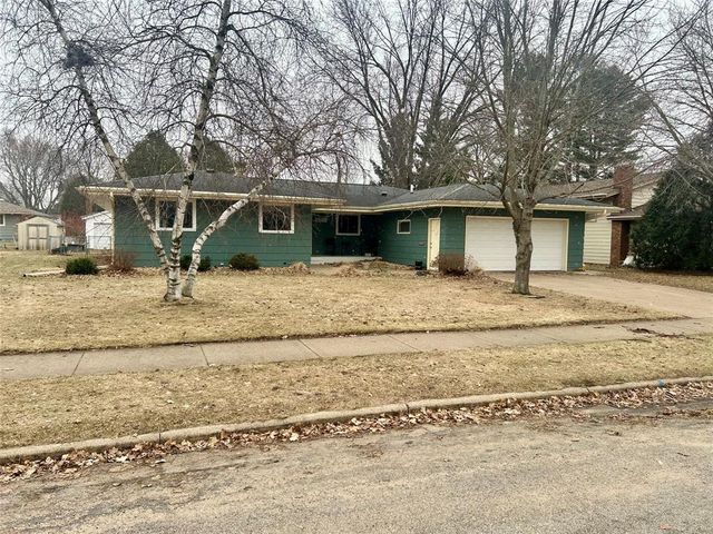 1027 Bradley Avenue, Eau Claire, WI 54701
