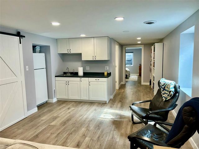 1027 Bradley Avenue, Eau Claire, WI 54701