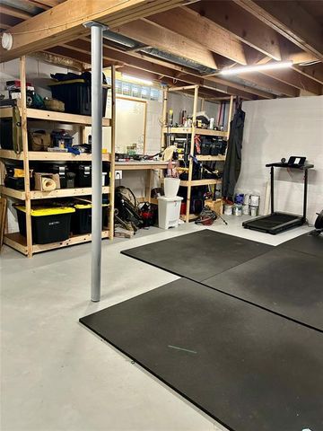 1027 Bradley Avenue, Eau Claire, WI 54701