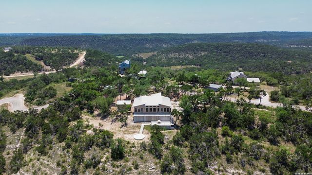500 NAKED INDIAN TRL, New Braunfels, TX 78132