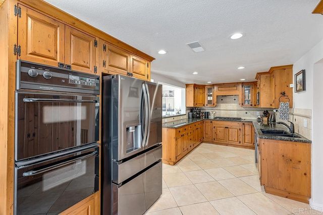 6098 E Silverspur Trail, Anaheim Hills, CA 92807