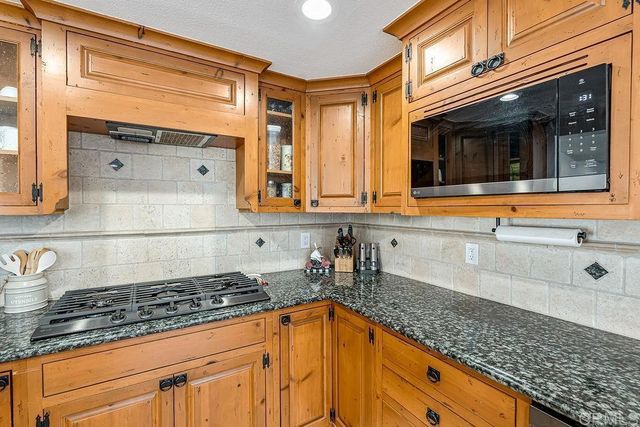 6098 E Silverspur Trail, Anaheim Hills, CA 92807