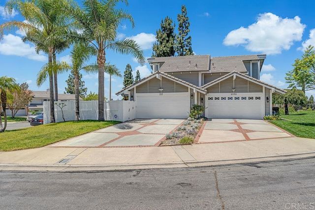 6098 E Silverspur Trail, Anaheim Hills, CA 92807