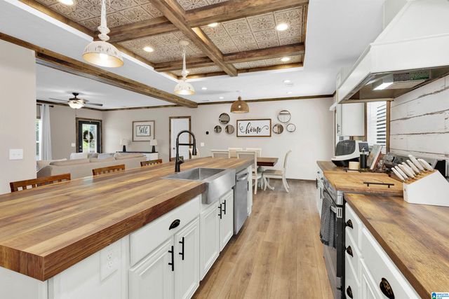 4375 COUNTY ROAD 48, Jemison, AL 35085