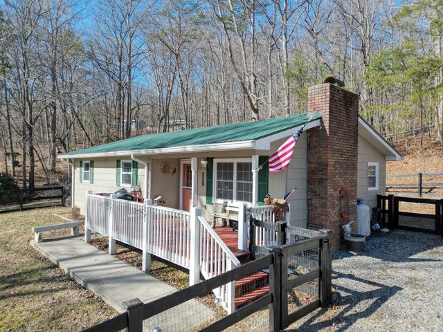 3426 Old Hwy 64 W, Warne, NC 28909