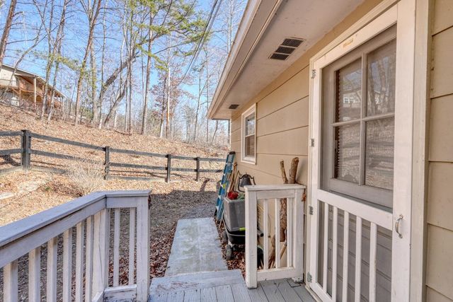 3426 Old Hwy 64 W, Warne, NC 28909