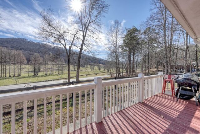 3426 Old Hwy 64 W, Warne, NC 28909