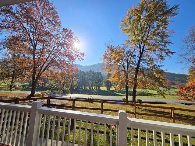 3426 Old Hwy 64 W, Warne, NC 28909