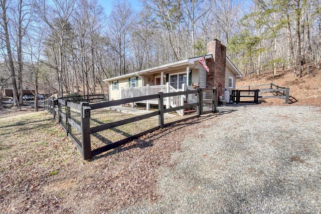 3426 Old Hwy 64 W, Warne, NC 28909