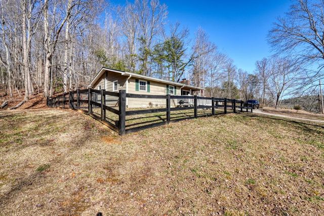3426 Old Hwy 64 W, Warne, NC 28909