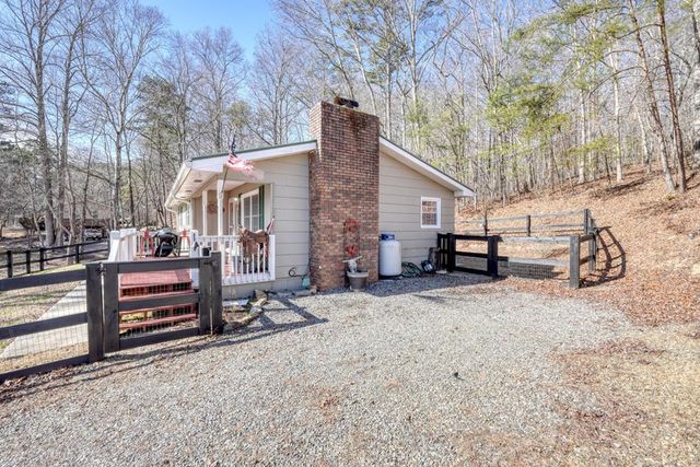 3426 Old Hwy 64 W, Warne, NC 28909