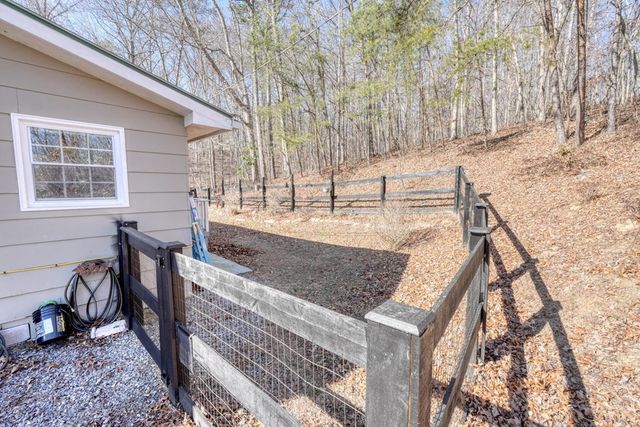 3426 Old Hwy 64 W, Warne, NC 28909