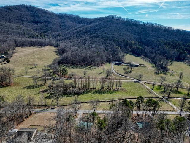 3426 Old Hwy 64 W, Warne, NC 28909