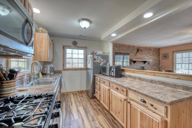3426 Old Hwy 64 W, Warne, NC 28909