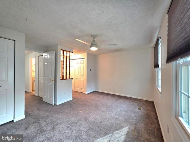 8568 KOLUDER CT, Lorton, VA 22079