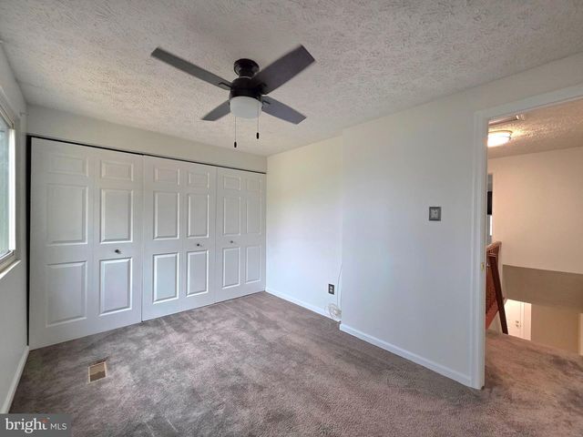 8568 KOLUDER CT, Lorton, VA 22079