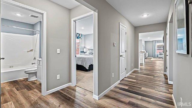 6880 Jerome Park Place, Fort Wayne, IN 46835