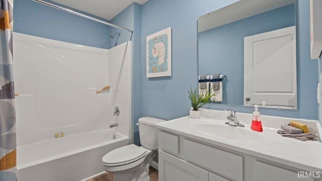 6880 Jerome Park Place, Fort Wayne, IN 46835