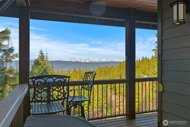 824 Huntrick Drive, Cle Elum, WA 98922