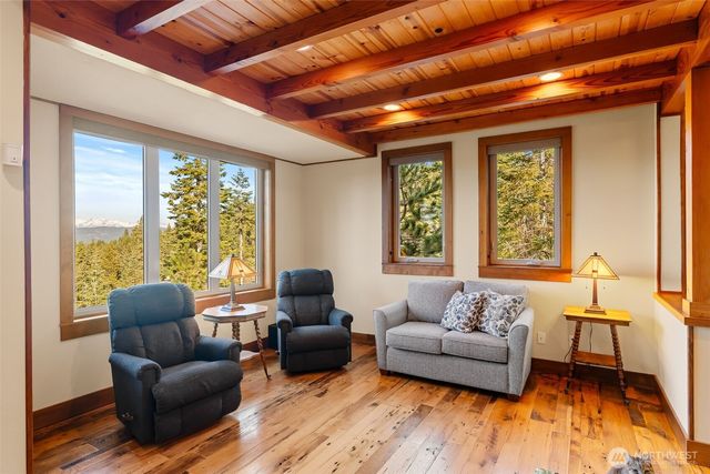 824 Huntrick Drive, Cle Elum, WA 98922