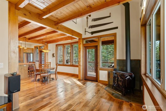 824 Huntrick Drive, Cle Elum, WA 98922