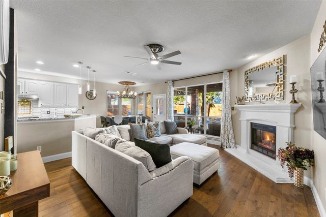 3220 Serpis, Grand Prairie, TX 75054