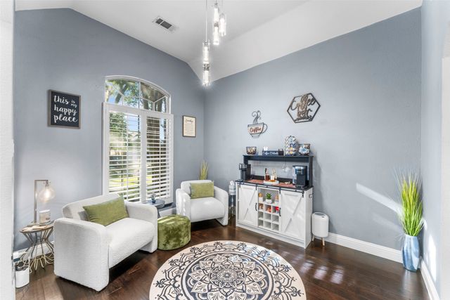 3220 Serpis, Grand Prairie, TX 75054