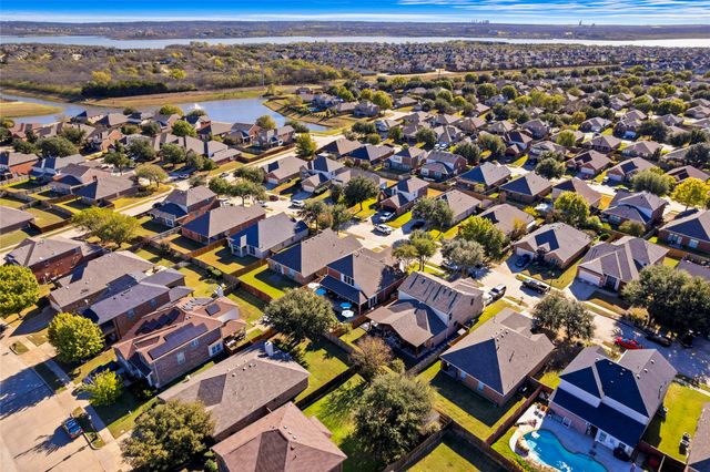 3220 Serpis, Grand Prairie, TX 75054