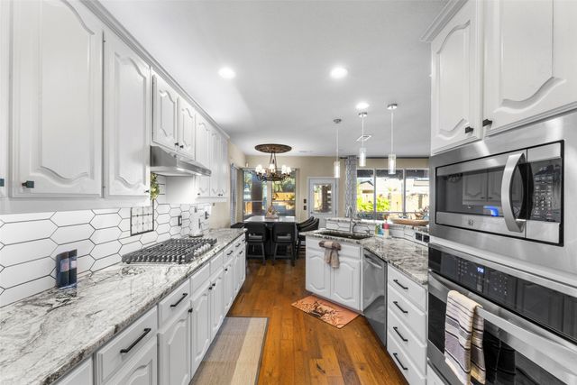 3220 Serpis, Grand Prairie, TX 75054