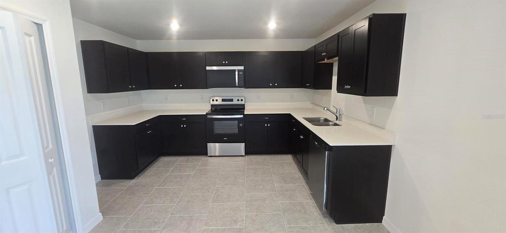 Image 6 of property listing at 349 BASS COURT, Poinciana, FL 34759