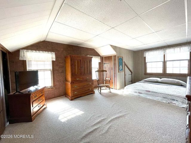 207 Bay Boulevard, Lavallette, NJ 08735