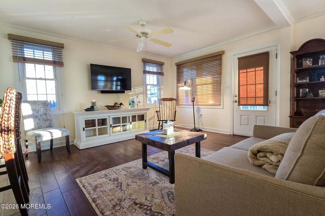 207 Bay Boulevard, Lavallette, NJ 08735