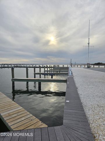 207 Bay Boulevard, Lavallette, NJ 08735