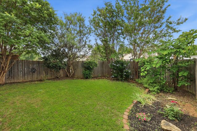 2837 Edinburg Lane, Flower Mound, TX 75028