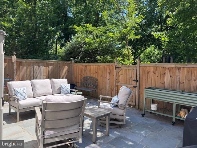6621 MCLEAN CT, Mclean, VA 22101