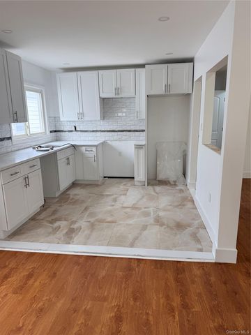 7315 AVENUE U, Brooklyn, NY 11234