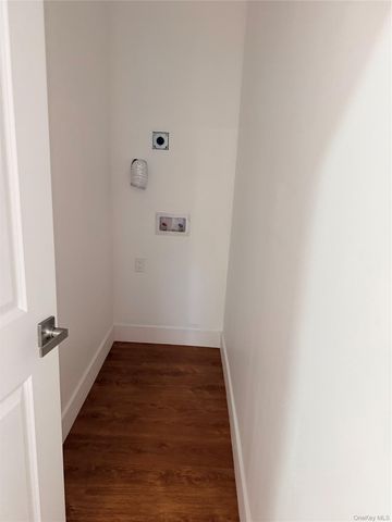 7315 AVENUE U, Brooklyn, NY 11234