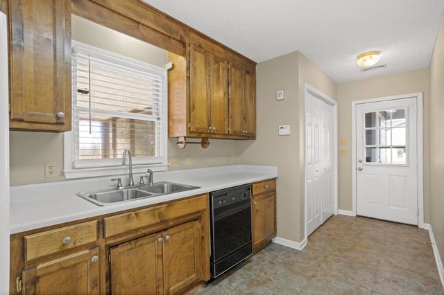 5435 Parris Bridge Road, Boiling Springs, SC 29316