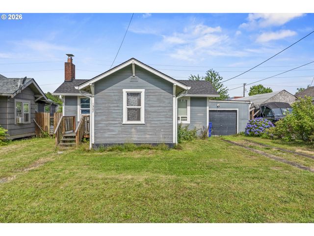 1307 S 6TH Ave, Kelso, WA 98626