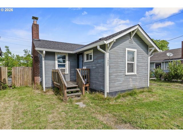 1307 S 6TH Ave, Kelso, WA 98626