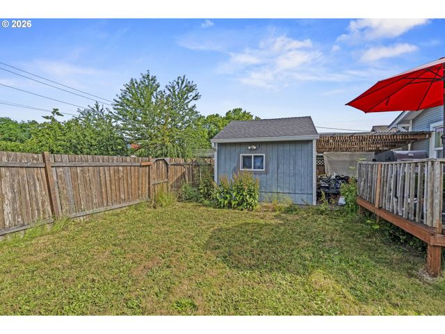 1307 S 6TH Ave, Kelso, WA 98626