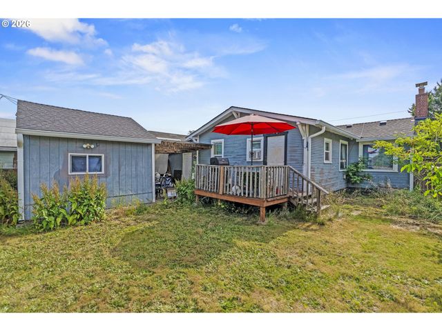 1307 S 6TH Ave, Kelso, WA 98626