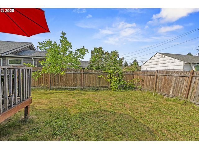 1307 S 6TH Ave, Kelso, WA 98626