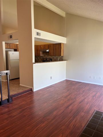 13037 Leader Street, Houston, TX 77072