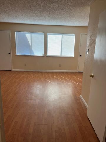 13037 Leader Street, Houston, TX 77072