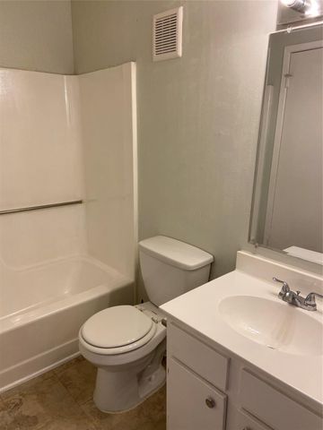 13037 Leader Street, Houston, TX 77072