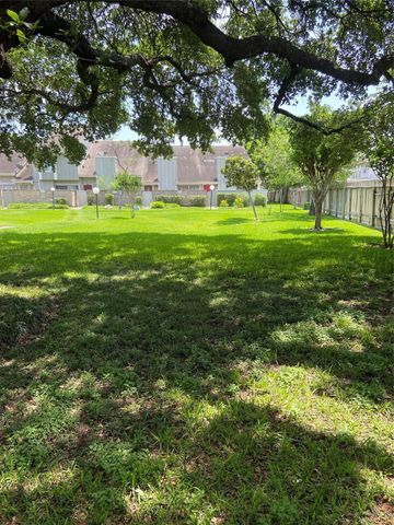 13037 Leader Street, Houston, TX 77072
